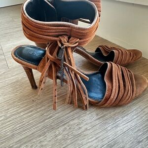 Coach harvey lux Suede saddle Heels